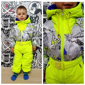  Traje de nieve de 2 piezas para niños y niñas, chaqueta de  esquí de invierno y pantalones de nieve para esquí, color beige, 18-24  meses : Ropa, Zapatos y Joyería