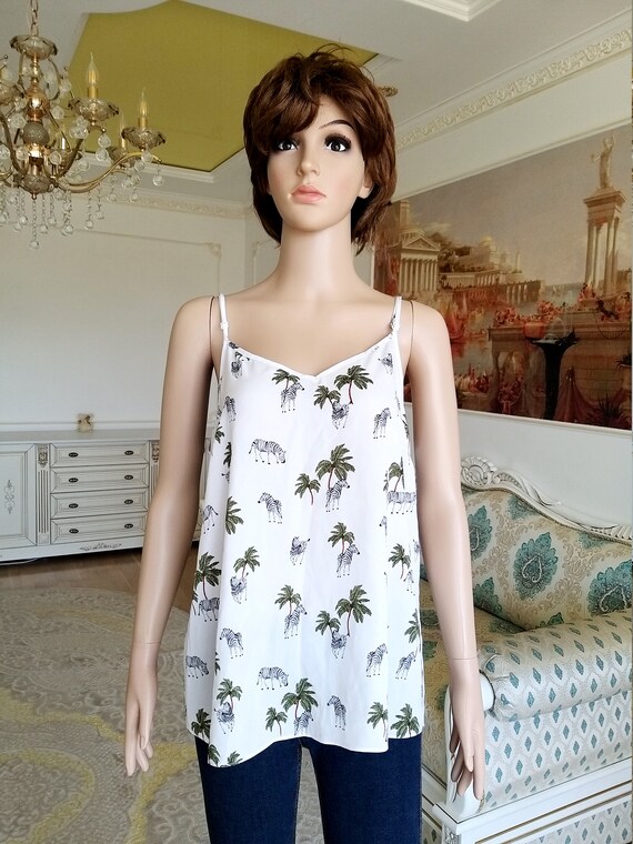 PESTO☆TREE SLEEVELESS TOP Bamboo Tank Top with Origins Print – Plant -B Clothing Design