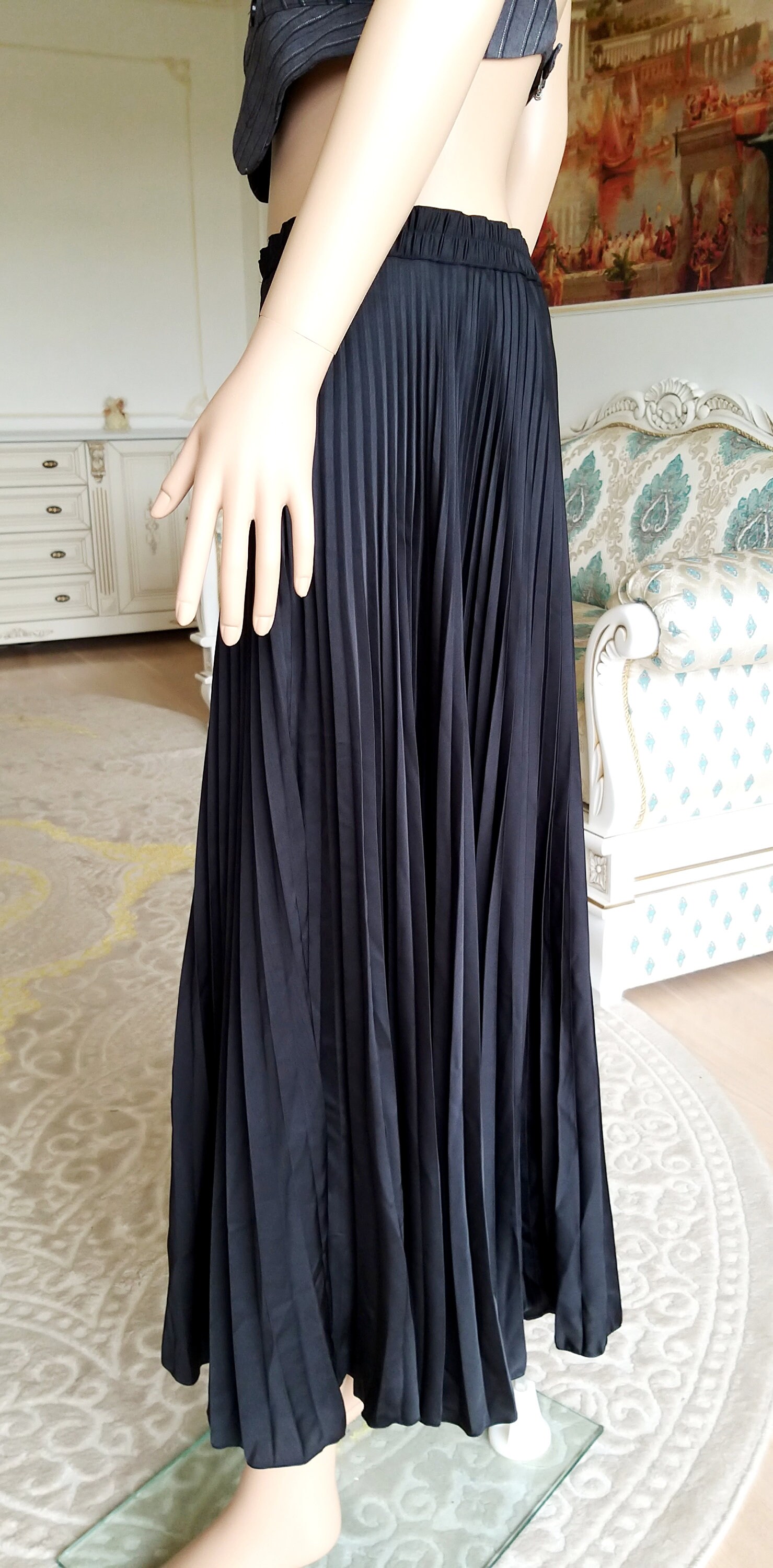 Black Pleated Long Skirt main image 0
