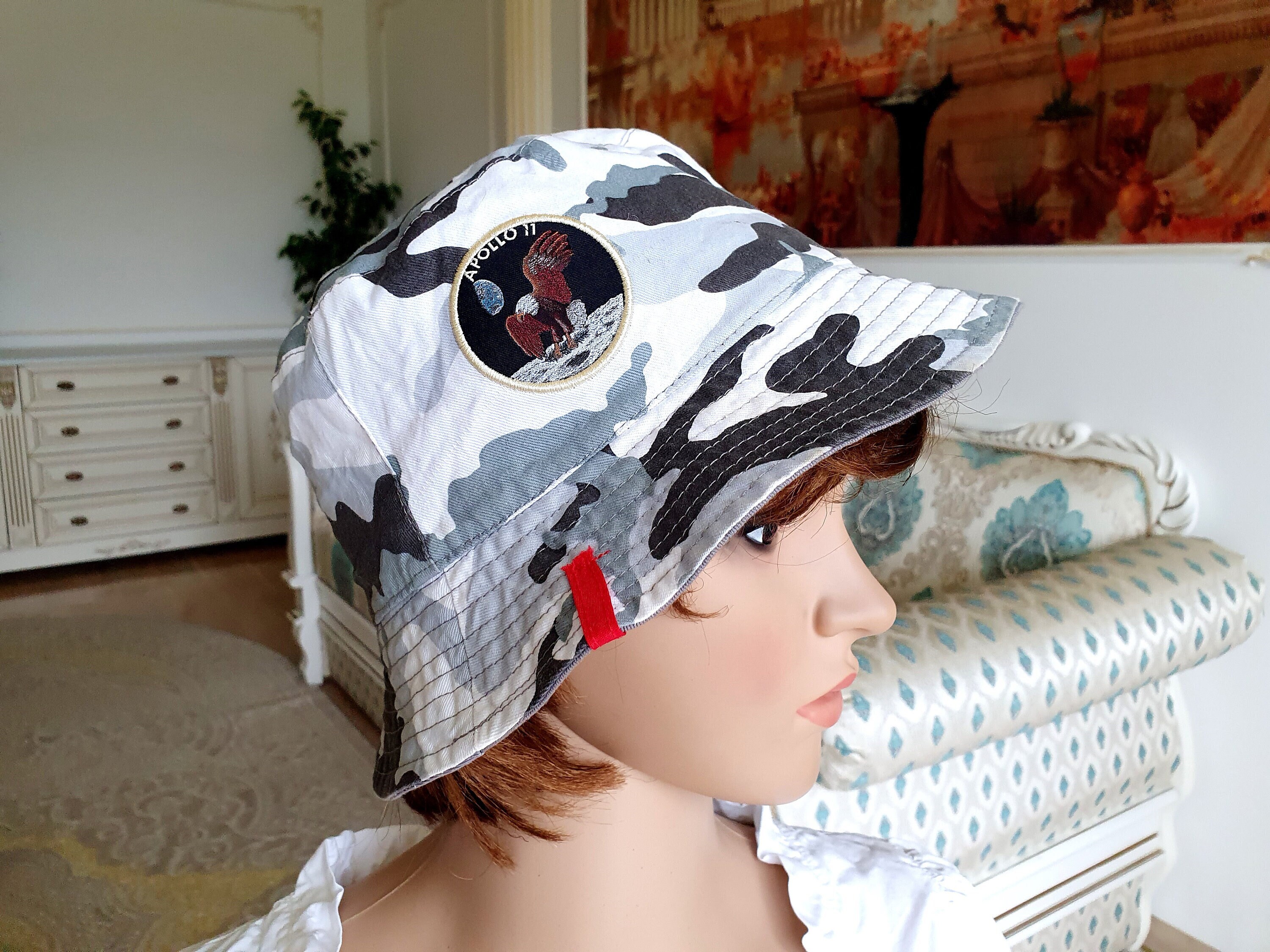 DREW HOUSE VELVET BUCKET HAT - ICEBERG ROSES 90s Boho Red Velvet Bucket Hat Silk Flower - Etsy main image 3