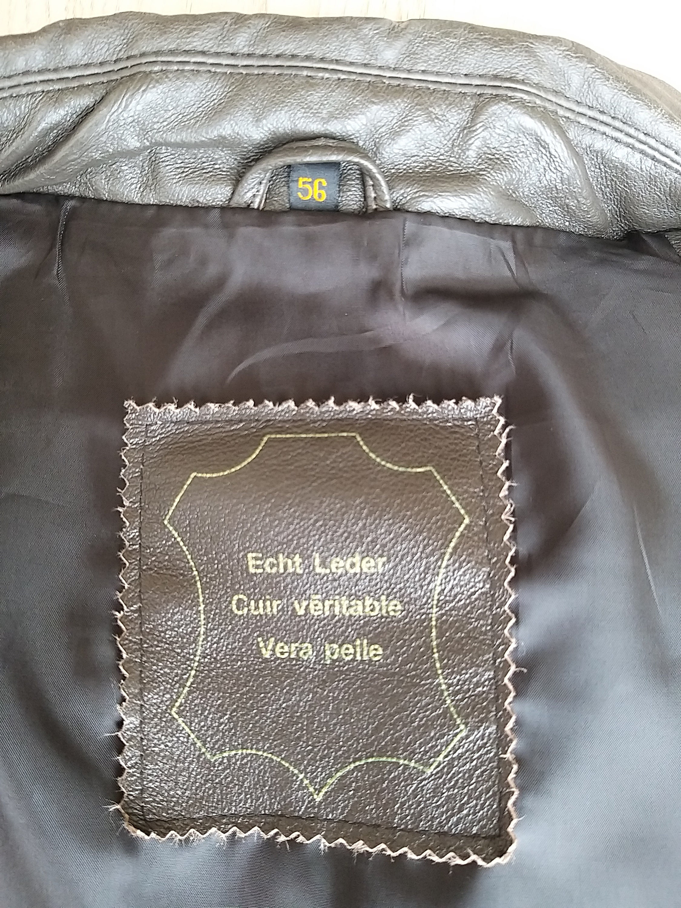 Lot De Cravates En Soie Vintage Pour Homme - Occasion Très Propre (Estate Group)