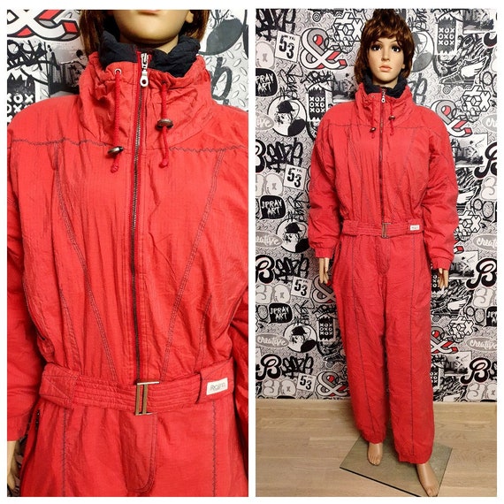 Red  ski suit M Vintage womens Clothing Skiing Tr… - image 1