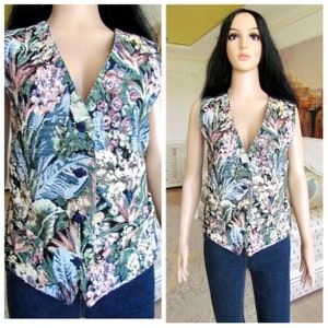 Retro Vest Boho Vest Patterned Top womens Vest Vintage FLoral Top FLoral Vest Hippie Vest waistcoats  Patterned Vest fitted Vest L