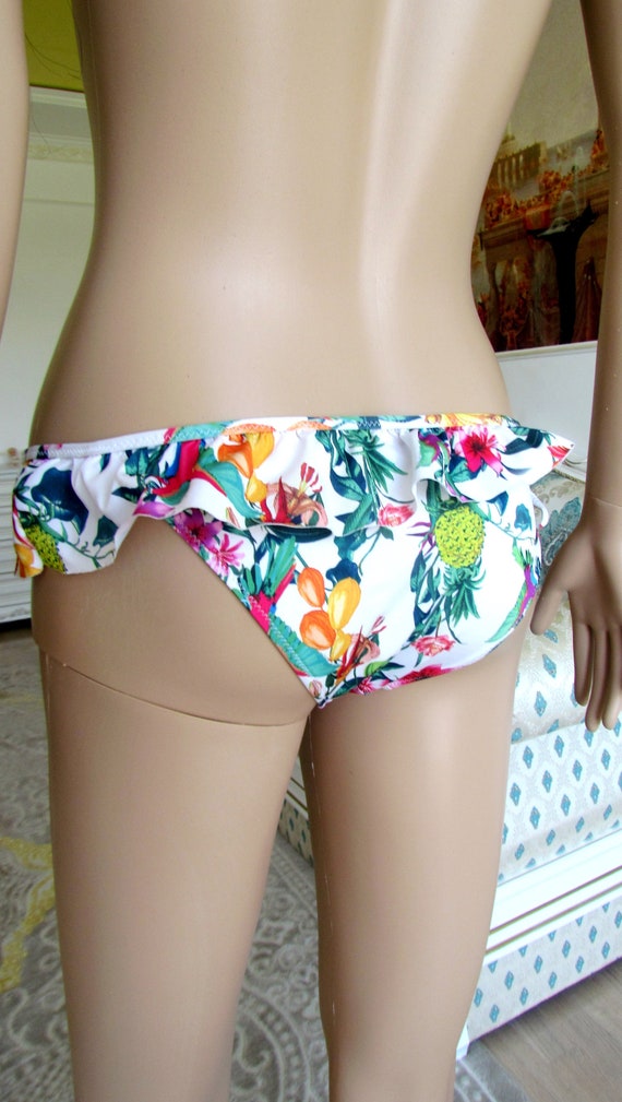 womens Swimwear womens Bikini Bottoms tropical pr… - image 1