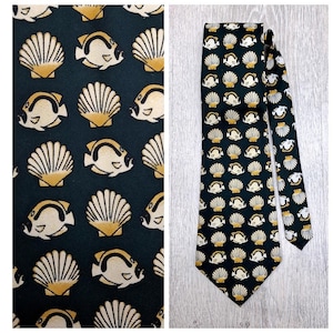 Green  wedding tie gift for Him Mens Necktie groom tie statement tie  fish print tie fish Necktie  groomsmen tie Mens tie cartoon necktie