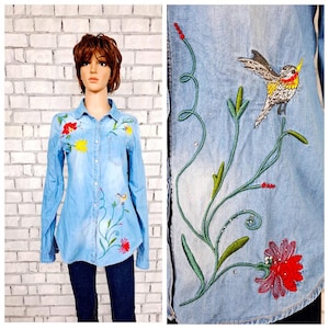 Floral embroidered  blouse M womens denim shirt Hipster shirt Retro shirt Workers Ruffle denim shirt jeans shirt denim blouse