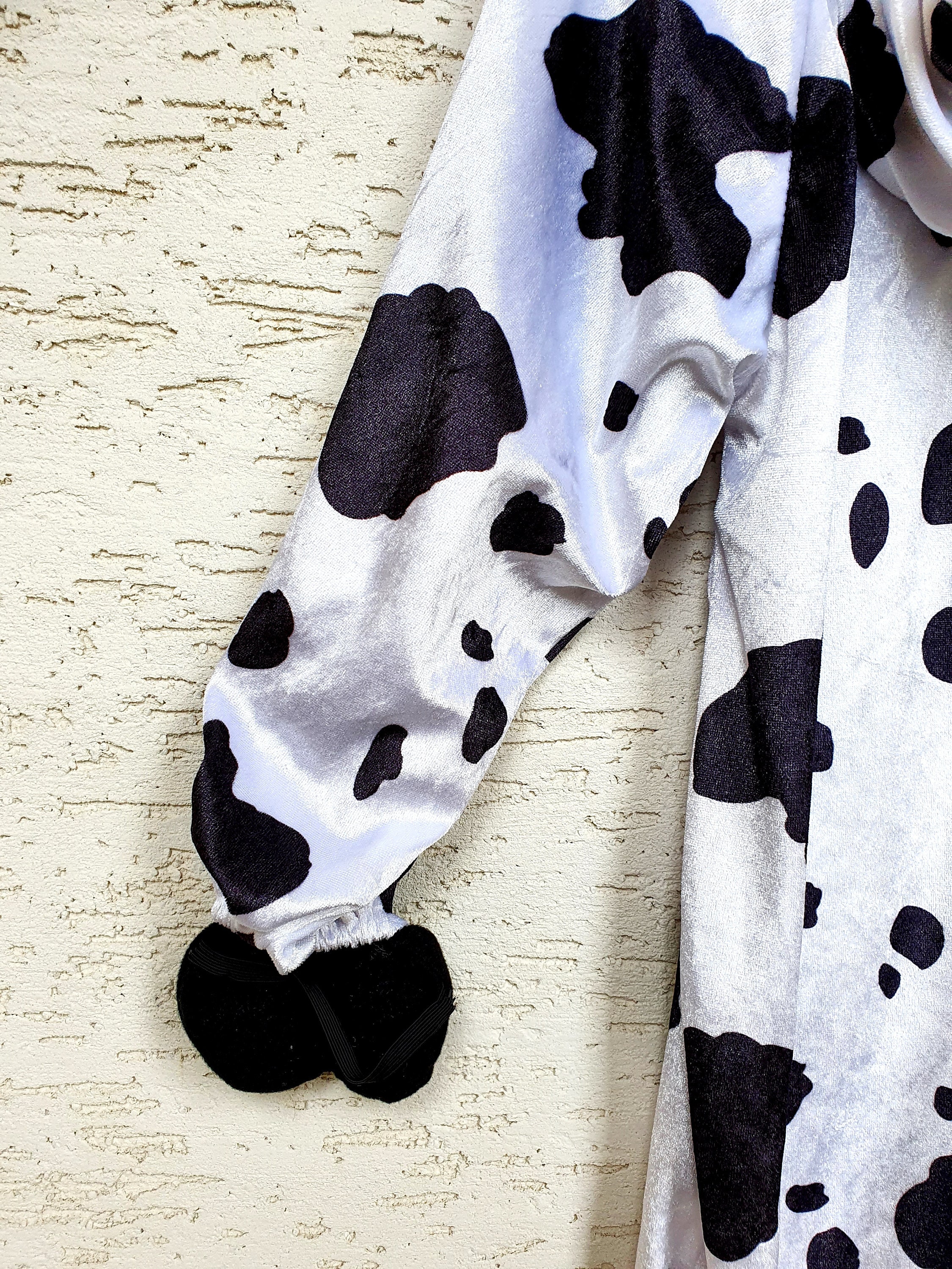 Cow Fur Tabbard Childrens Costume Unisex main image 0