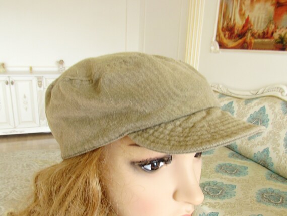 khaki army hat