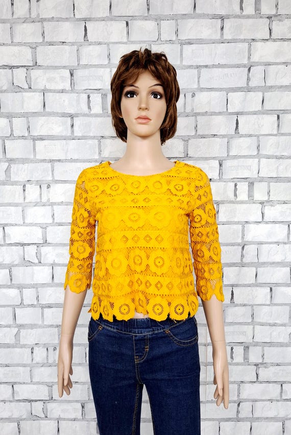 Blusa mostaza S Blusa corta de encaje mostaza Blusa de encaje