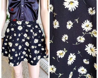 daisy print skirt skater skirt floral skirt womens skirt Vintage flower skirt beach skirt summer skirt circle skirt mini skirt S