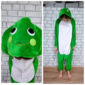 ADULT frog Kigurumi M Cosplay frog costume halloween costume  frog pajamas Sleepwear Jumpsuit Romper animal onesie