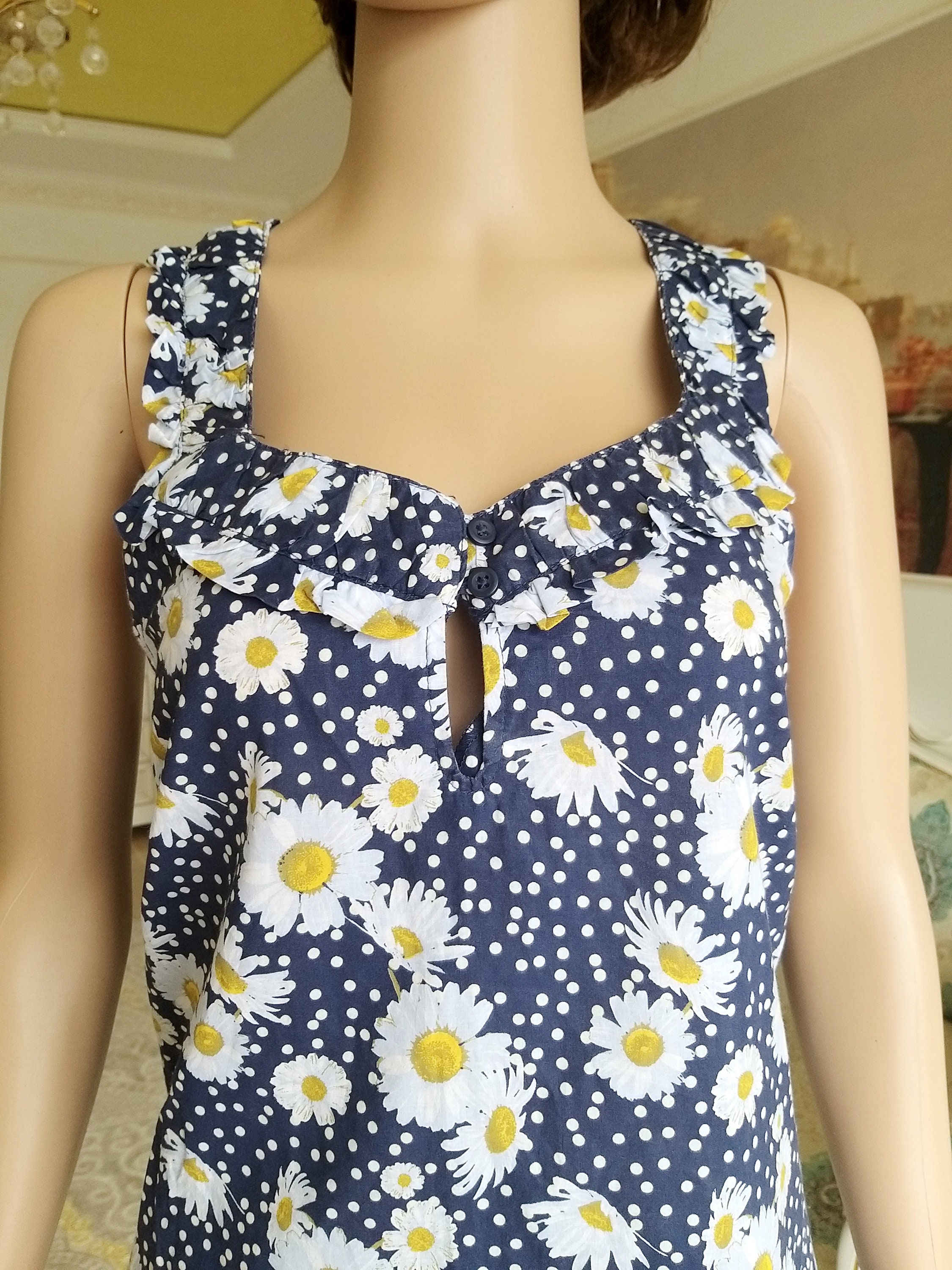 Daisy print top daisy blouse tank top floral top womens top Etsy