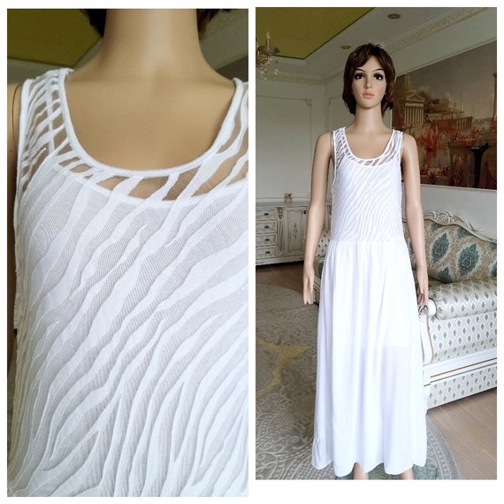 white long dress minimalist wedding dress white s… - image 1