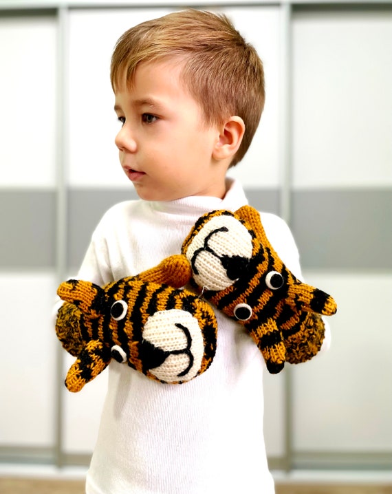 3T baby tiger Mittens kids Mittens hand knit Mitt… - image 1
