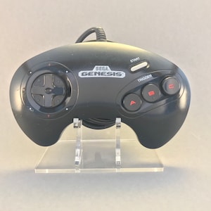 Acrylic Display Stand for Sega Mega Drive Genesis Controller (3 Button, Mo. 1615)