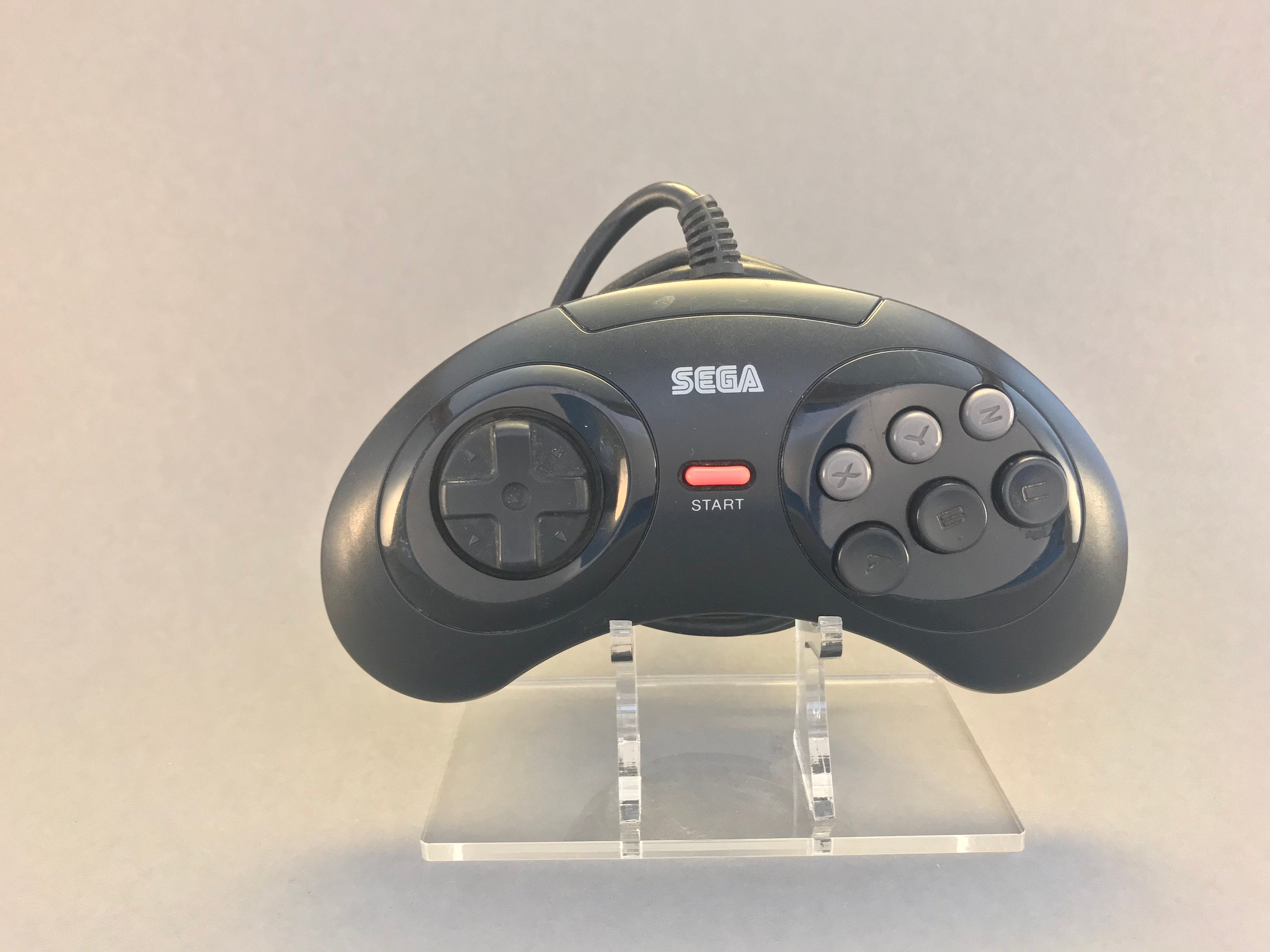 Acrylic Display Stand for Sega Mega Drive Genesis Controller (6 Button)
