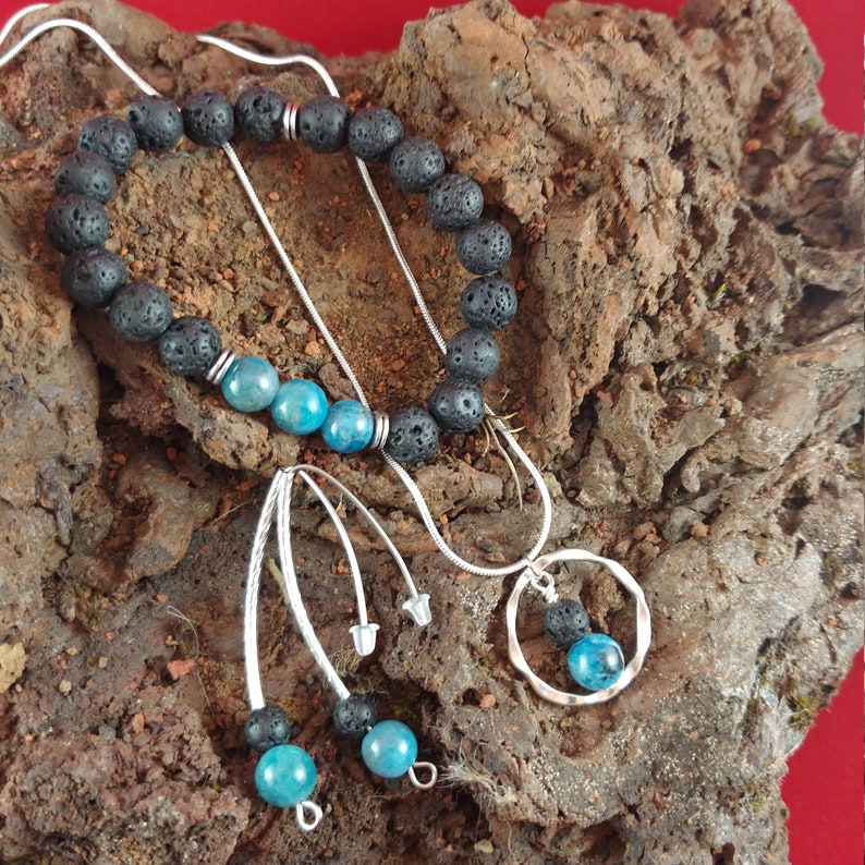 Necklace A Set of Blue Natural Apatite Jewelry The Iceland Ocean Set Christmas 2019 Set Bracelet and Earrings