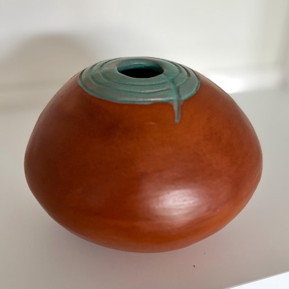 Ceramic Pot, ‘Cryccen Burnished’