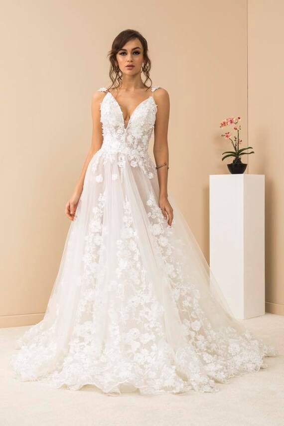 a line sweetheart wedding dress