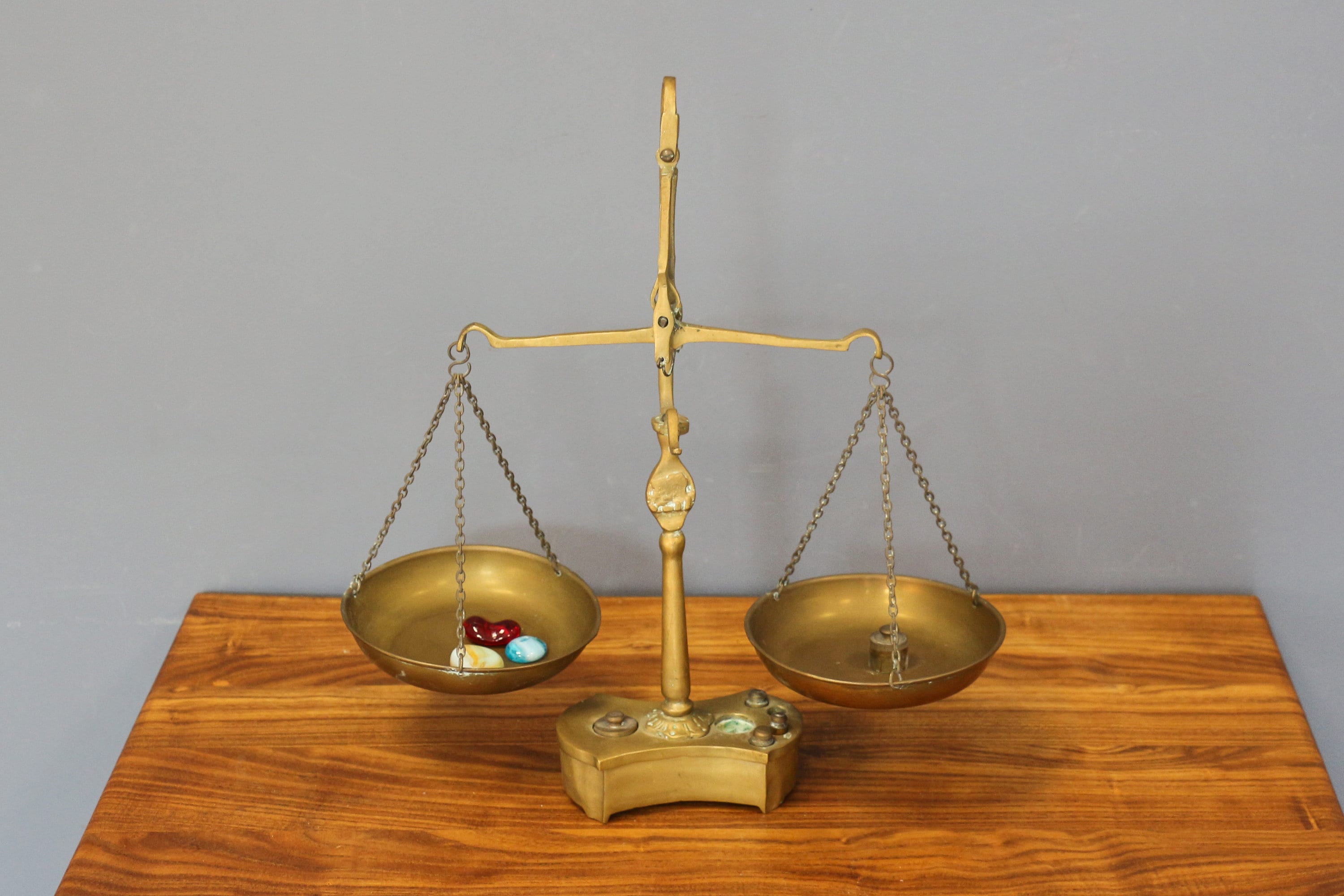Vintage Brass Wood Decorative Libra Balance Justice Law Apothecary