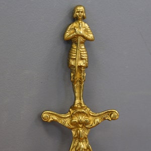 Abrecartas Art Nouveau Jannie Of Arc, cortapapeles con figura femenina, daga francesa de latón con forma de dama, cortapapeles ceremonial con forma de diosa mujer.