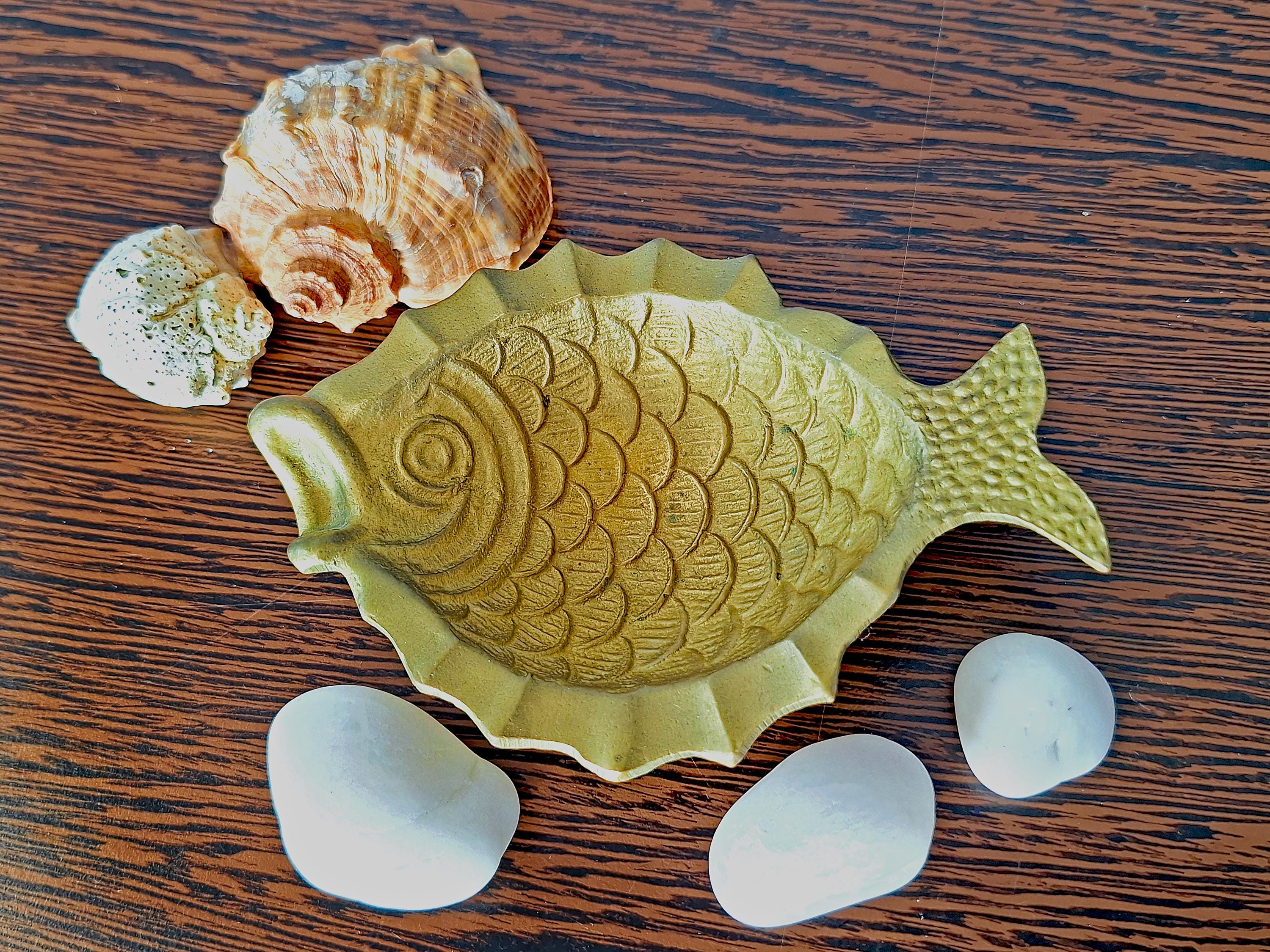 Small Brass Plate Fish Design, Brass Coin Dish, Fish Shape Ornate Bowl, Etched Bowl, Brass Engraved Ashtray Fish, Jewelry Ring Tray.