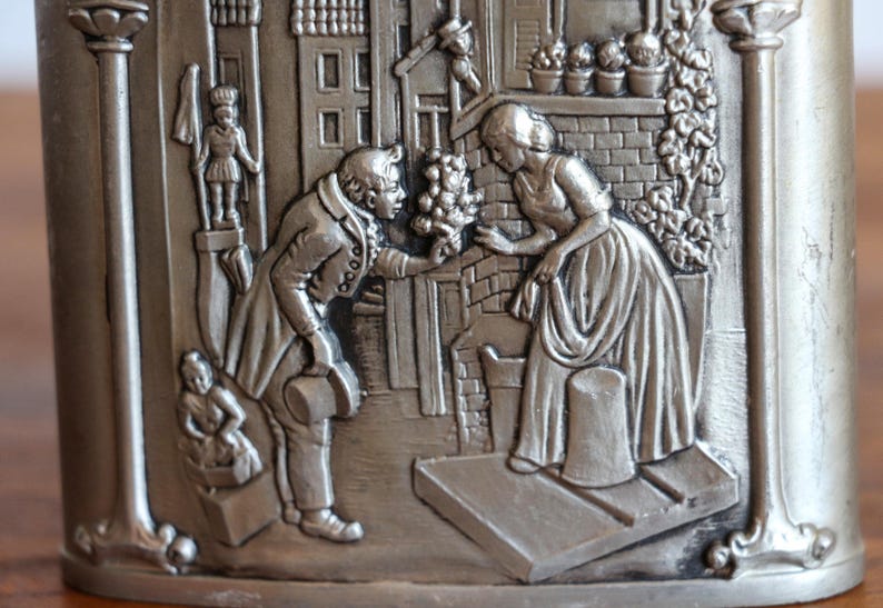 Frasco de bolsillo vintage con adornos artísticos, frasco en relieve de Alemania, minibotella de peltre, frasco adornado con 95 % Zinn, regalo inusual para él. imagen 6