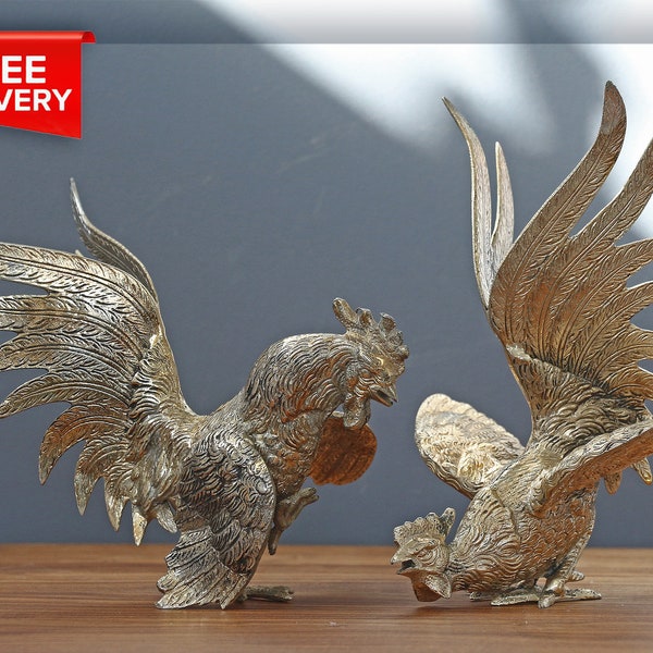 Fighting Bronze Pair Roosters, Fighting Cooks Table Centerpiece, Collectable Bird  French Figurine,  Figurine Roosters,  Engraved Statues.