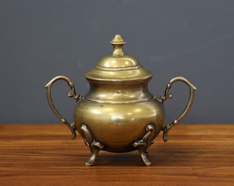 Victorian style Silver-Plated Sugar Bowl, Brass Silvered Bowl for a tea set, Footed Silvered Sugar Bowl with Lid, Silver-plated Candy Bowl.