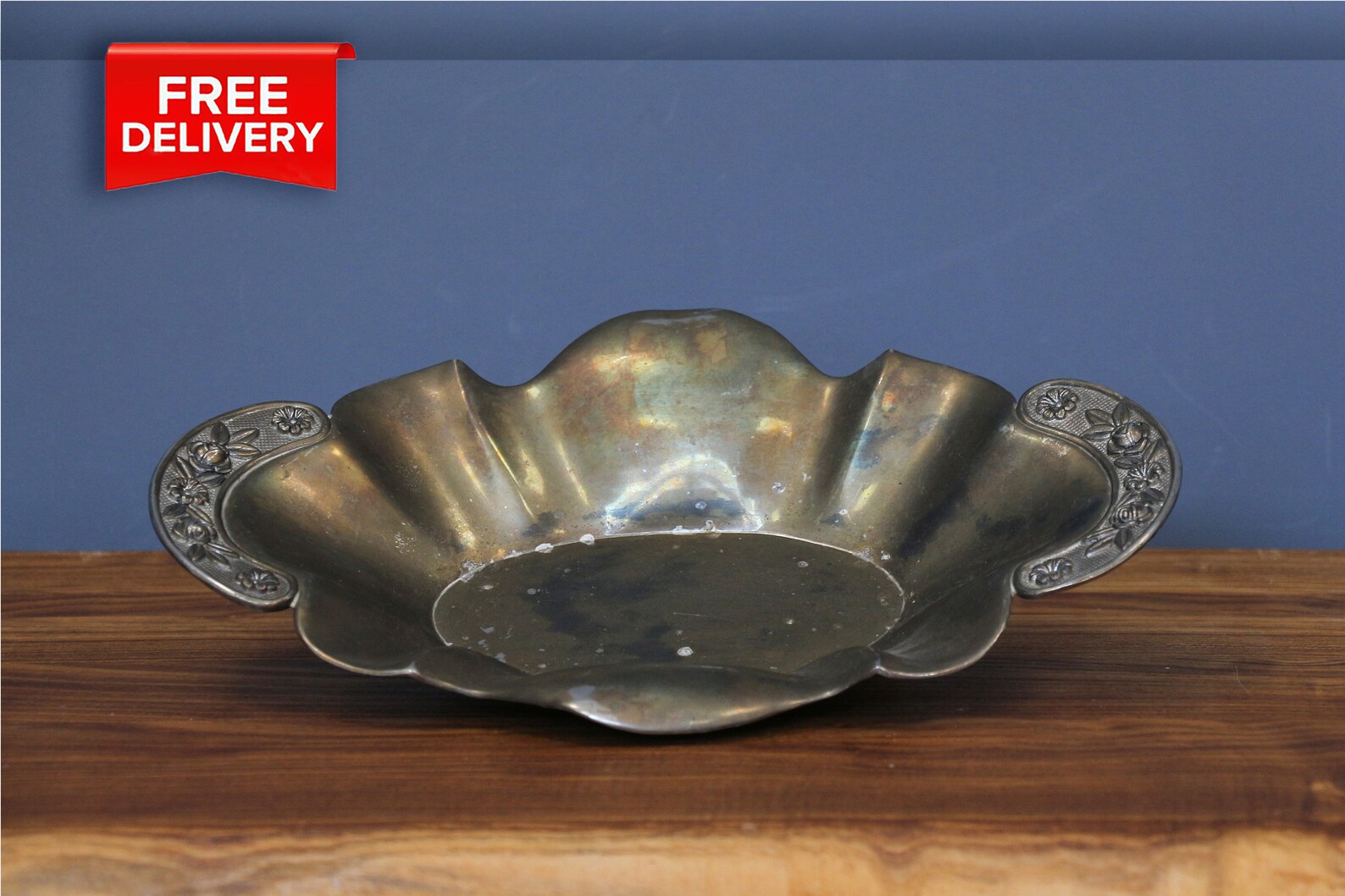 Floral and Leaf Motifs Silver-Plated Fruit Bowl main image 1