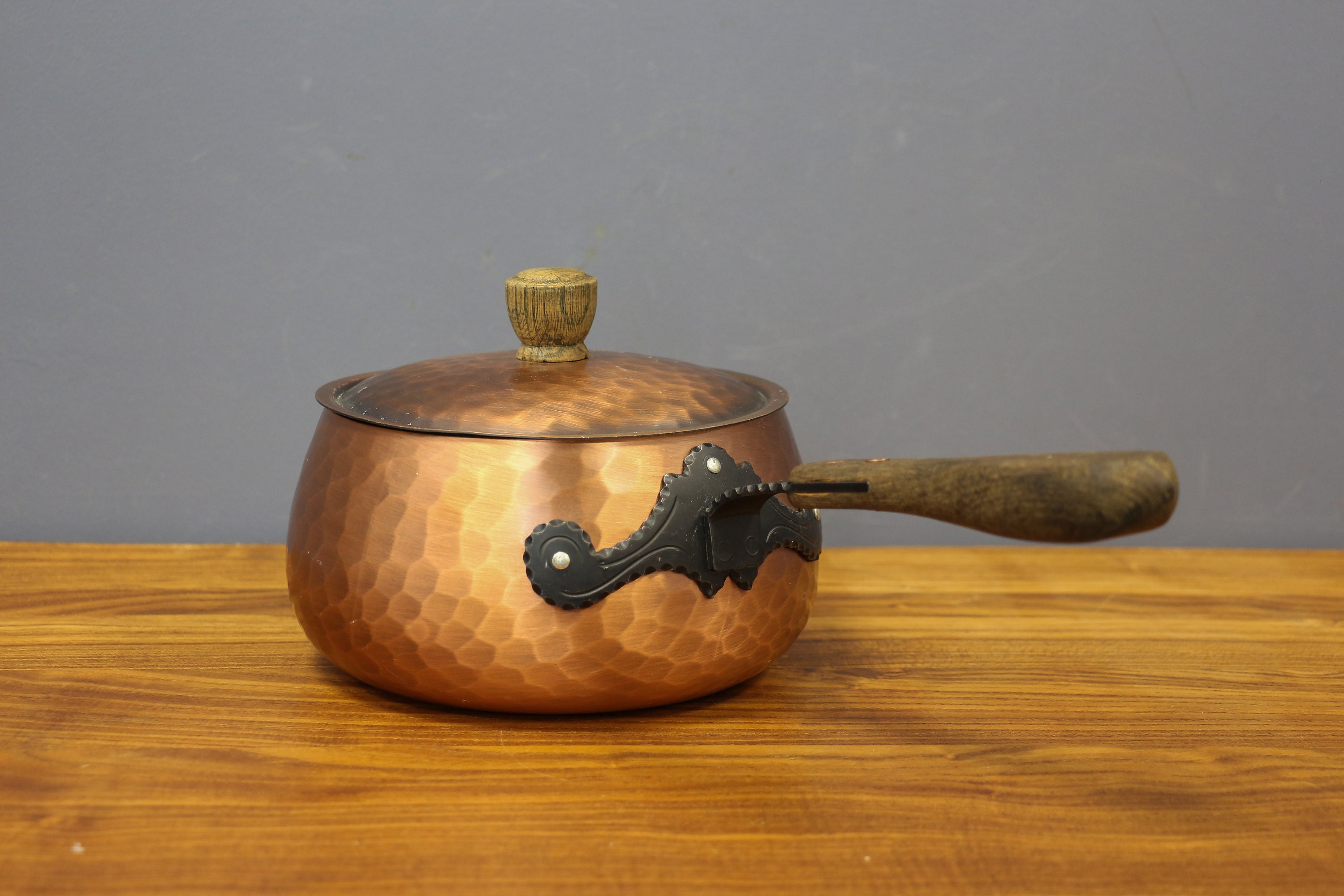 Antique Large Copper Cowboy Coffee Pot Wooden Bail Handle Original Cha –  Zsinta