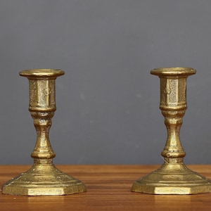 Candelabros de latón con base octogonal, candelabro barroco de latón, par de candelabros holandeses Nijhof, regalo de boda, candelabros de latón para altar.