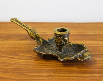 Ljusstake i mässing, fransk utsmyckad ljusstake i brons, ljusstake i barockstil, antik ljusstake 1800-tal.
