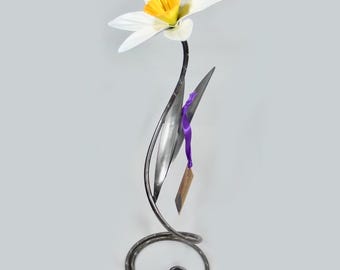 Handmade Daffodil Flower Sculpture Metal Yellow Or White St David’s Day Gift Welsh Wedding Present Ornament For Anniversary Romantic Love
