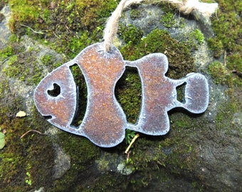 Rustic clown fish tree hanger