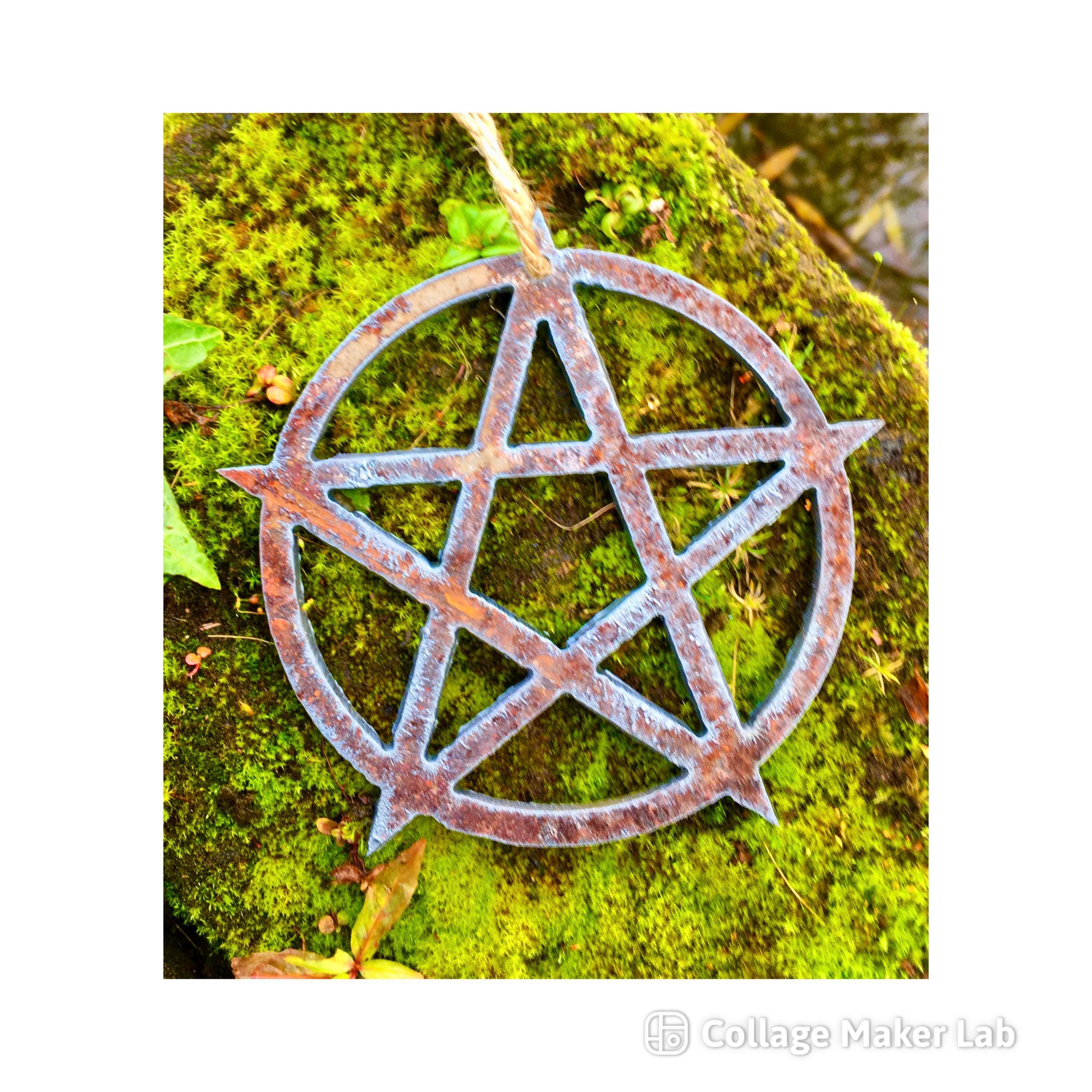 Rustic Pentacle Star: Rusty Metal Wall or Tree Decoration