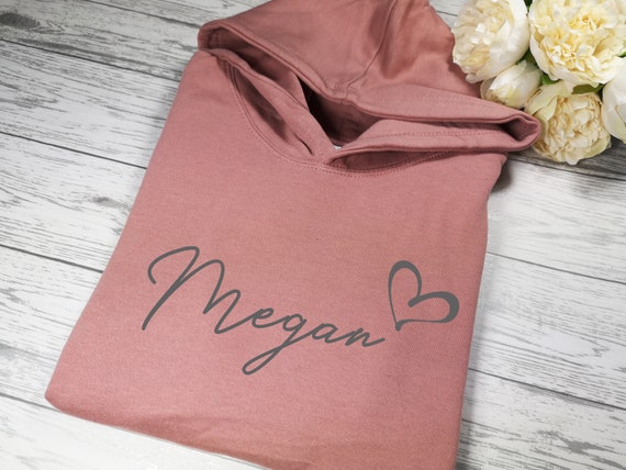 Sudadera con capucha Dusky Pink personalizada con nombre elegante y detalle de corazon Etsy Mexico