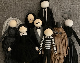 Addams Family dolls/magnets/ornaments
