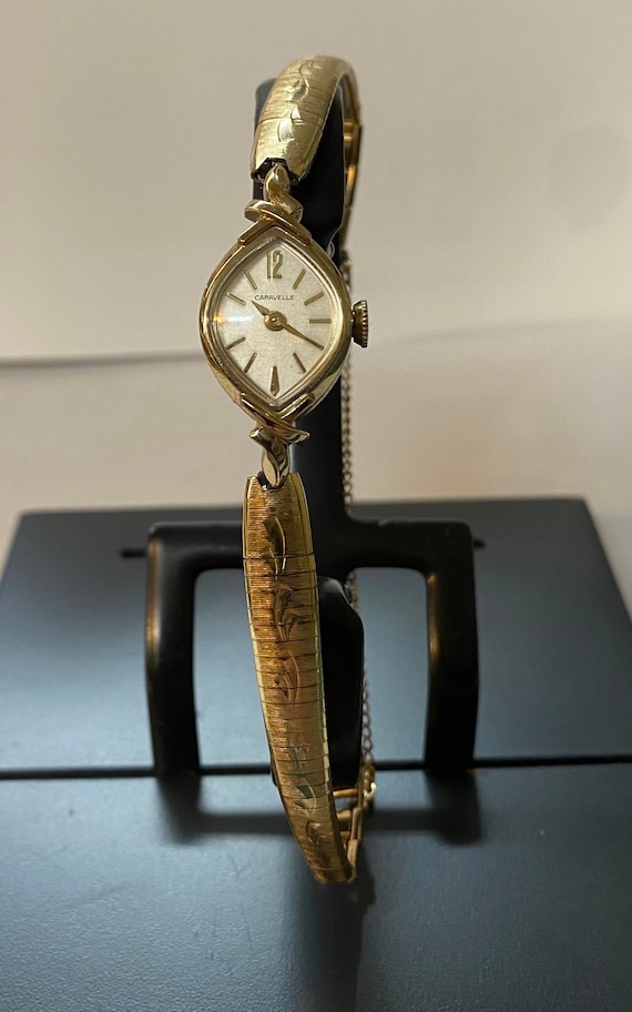 Vintage Ladies Caravelle 10y Gold Plated Watch