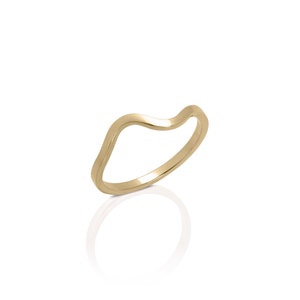 14k Gold Dainty Wave Ring , Summer Ring , Wedding Band image 2