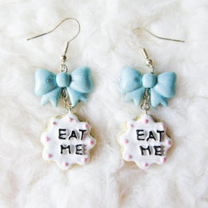 Alice in Wonderland Earrings, Eat Me Earrings, Eat Me Cookies, Cute Earrings, Food Jewelry, Alice in Wonderland, Cookie Earrings