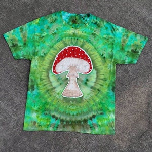 Mushroom Batik Size Large Ice Dye