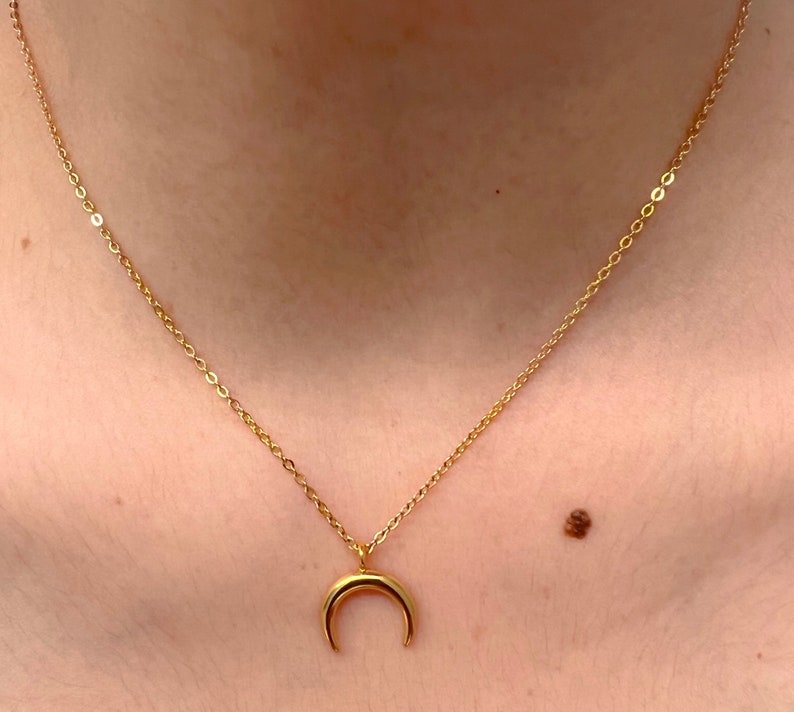 18K Gold crescent pendant necklace, inverted horn pendant, Moon necklace image 7