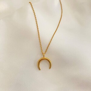 18K Gold crescent pendant necklace, inverted horn pendant, Moon necklace image 9