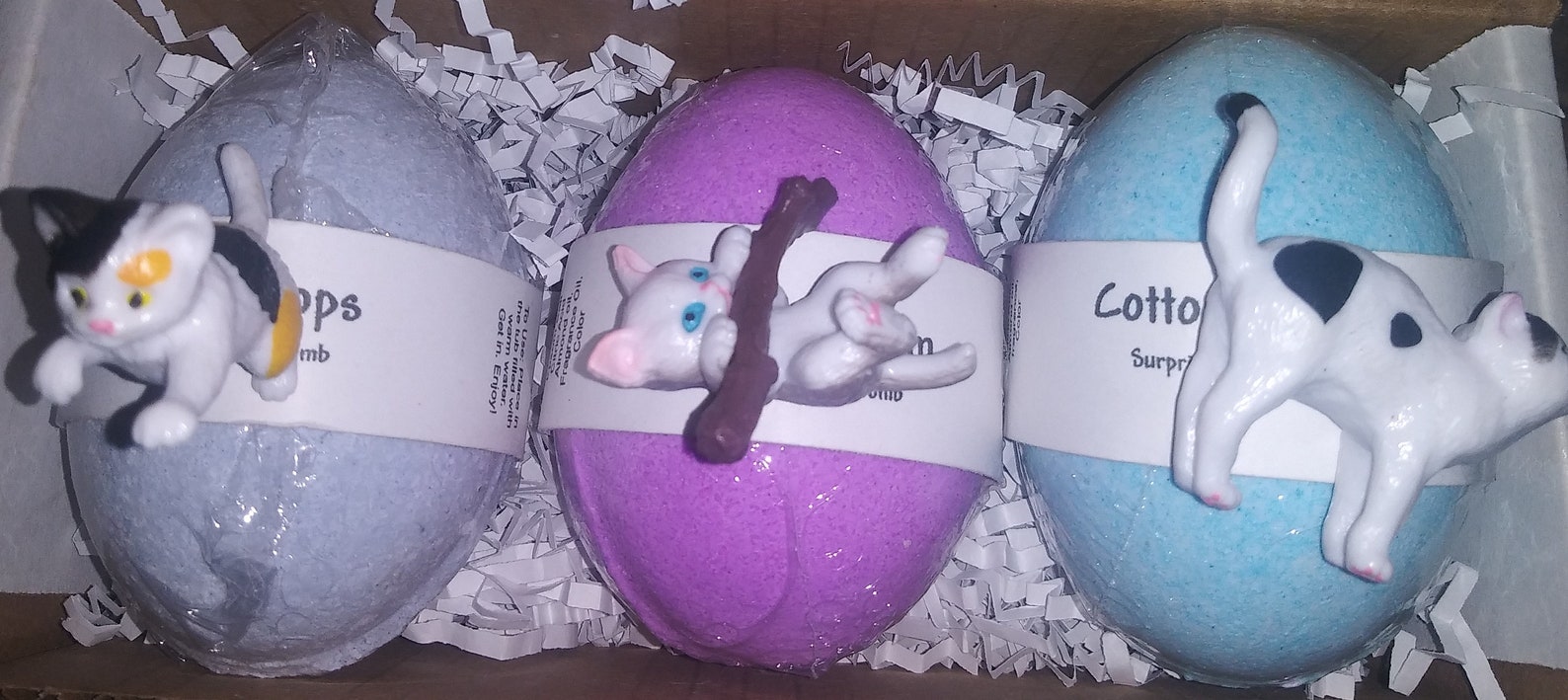 3 cat surprise bath bombs bath bombs for kids toy in bath Etsy