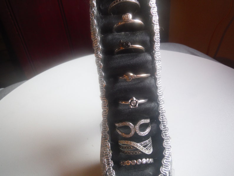 Sterling rings 8 in Shoe ring holder