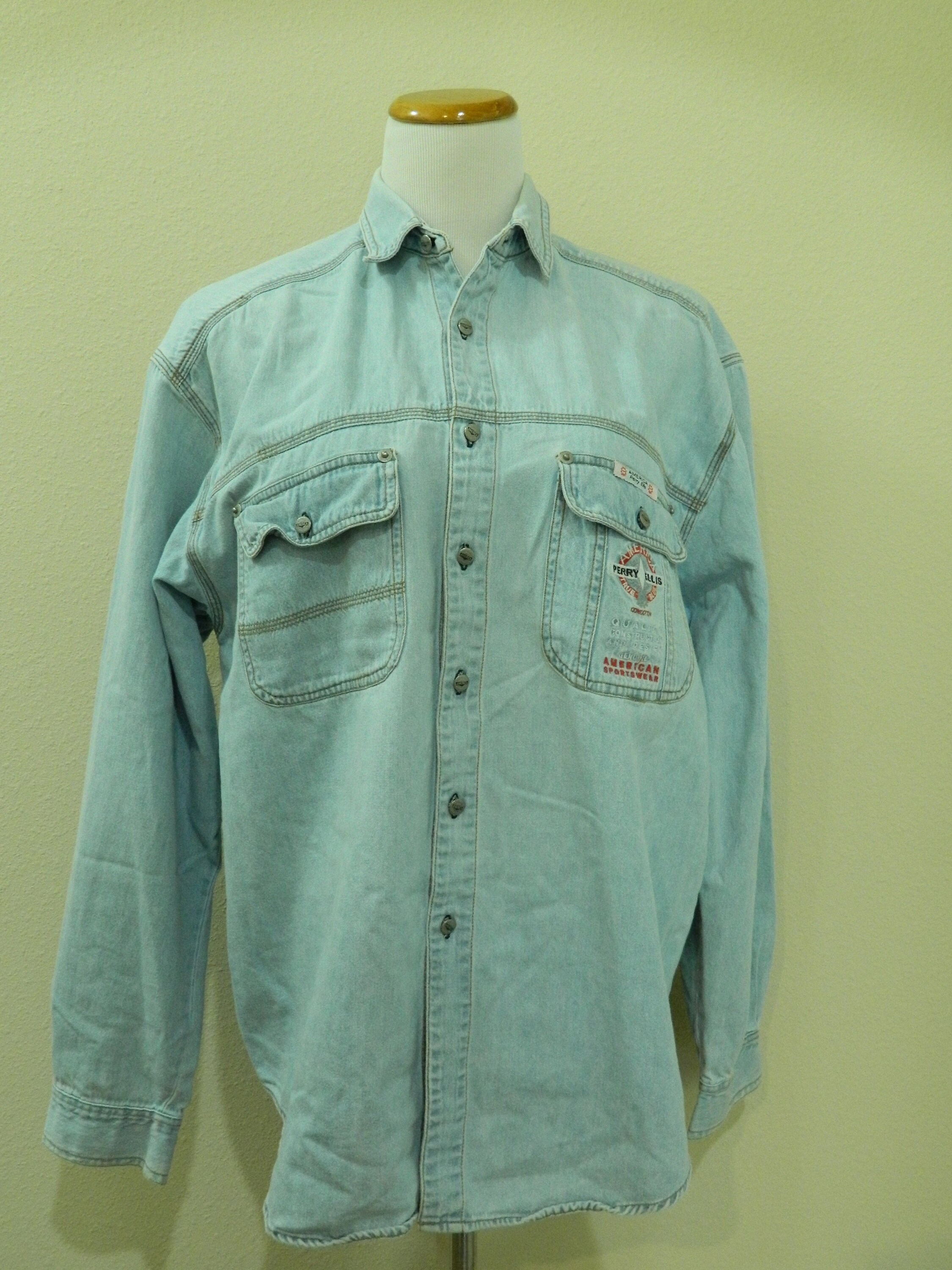 America Perry Ellis Denim Shirt Men's M 
