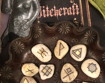 RUNES; Divinatory runes; Divination; Seer; Altar Stones