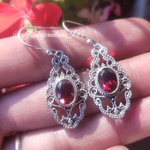 Red Garnet Earring,Sterling Silver,Boho Earring,Drop Earring,Wedding Jewelry,Bridesmaid Earring,Classic Earring,Best Gift For Her,Giftideas