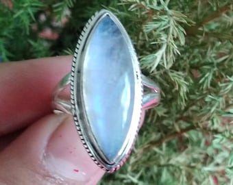 Rainbow Moonstone Ring,Marquise Cab Sterling Silver,Blue Flash,June Birthstone,Healing Crystal,Bridesmaid Ring,Gift For Her,Charm Moonstone